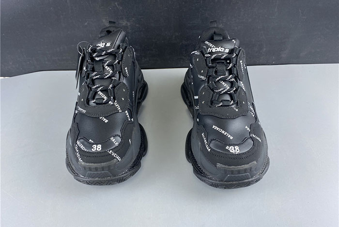 Ba*len*cia*ga triple s black sneaker  524039 w09e1 2021