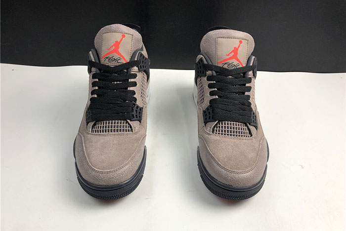 Air Jordan 4 Retro "Taupe Haze"