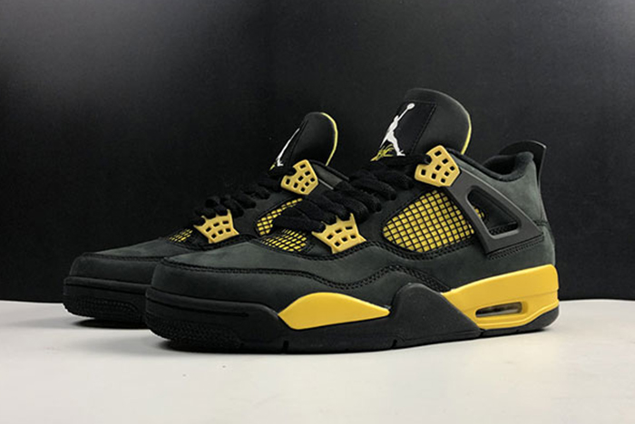 Air Jordan 4 Thunder AJ4
