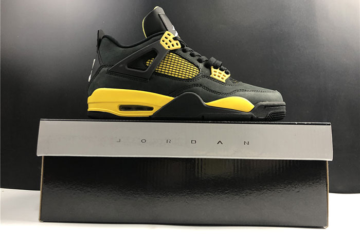 Air Jordan 4 Thunder AJ4