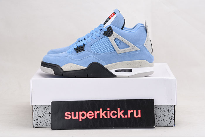AIR JORDAN 4 “University Blue”  CT8527-400