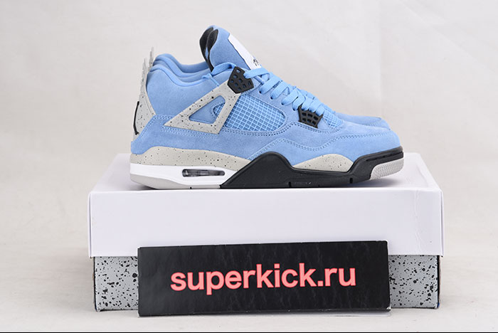 AIR JORDAN 4 “University Blue”  CT8527-400