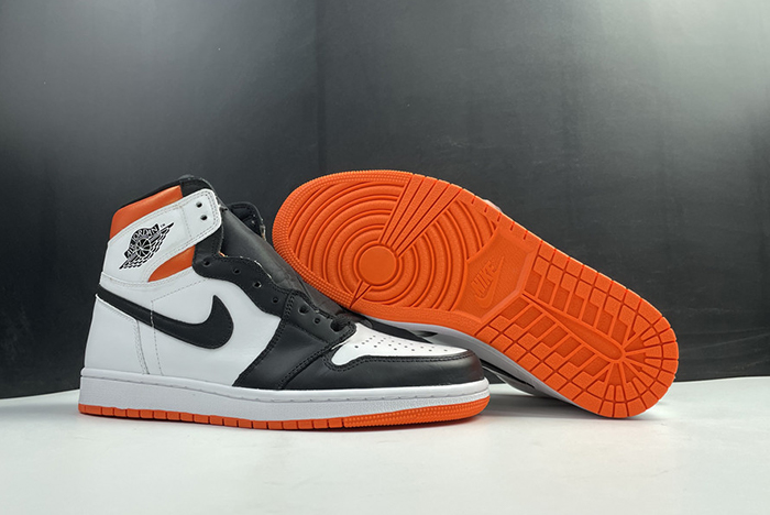 Air Jordan 1 High OG  555088-180