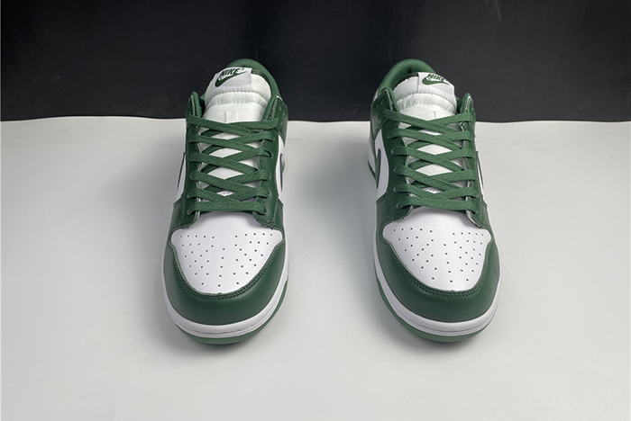 Nike Dunk Low “Team Green”