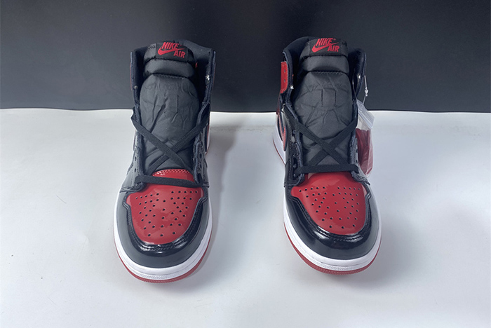 Air Jordan 1 High OG “Bred Patent”