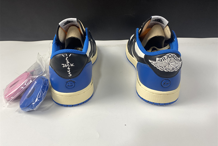 Travis Scott x Fragment x Air Jordan 1 Low OG