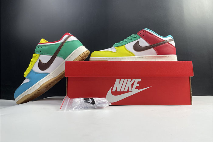 NIKE SB DUNK DH0952-100