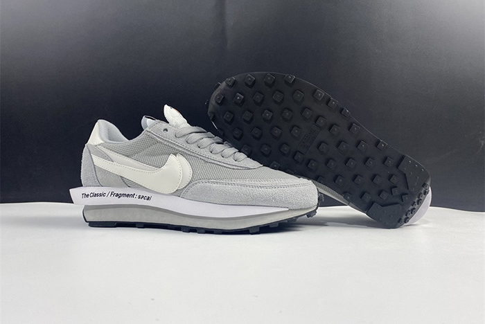 fragment x sacai x Nike LDWaffl  DH2684-001