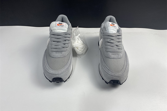 fragment x sacai x Nike LDWaffl  DH2684-001