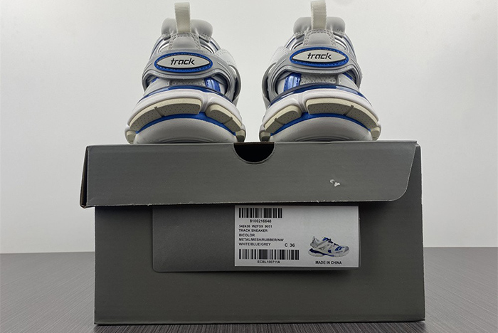 Ba*len*cia*ga 3.0  542436 w2fs9 9051