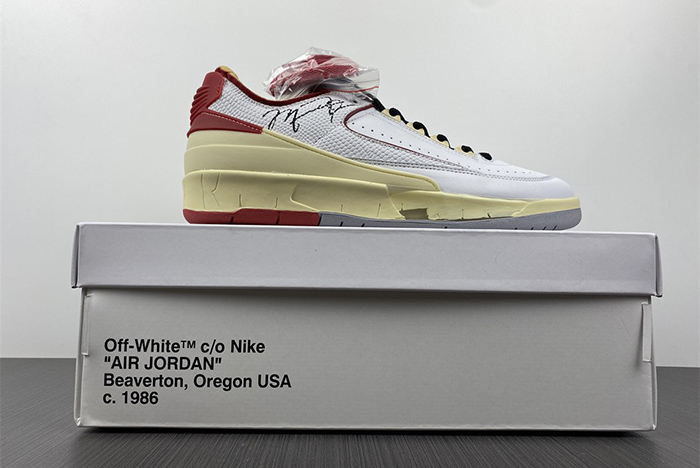 OFF-WHITE x Air Jordan 2 Low