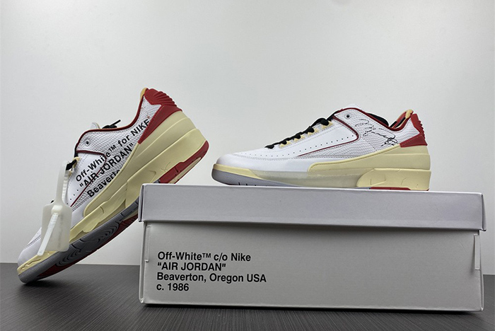 OFF-WHITE x Air Jordan 2 Low