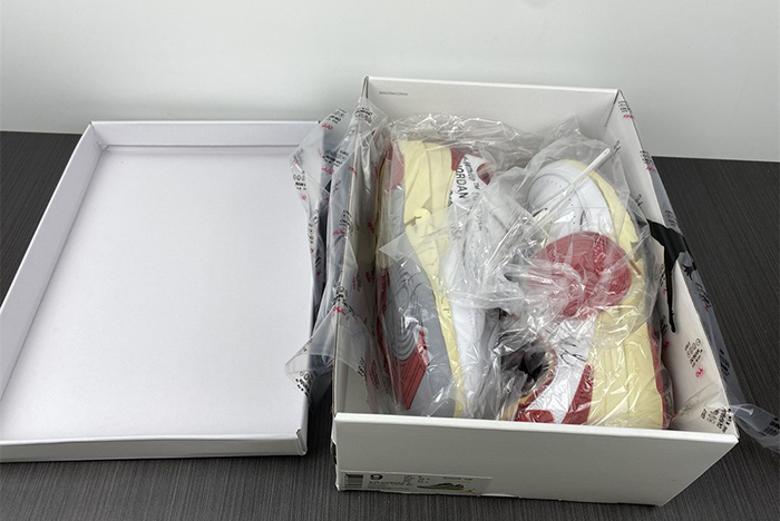 OFF-WHITE x Air Jordan 2 Low