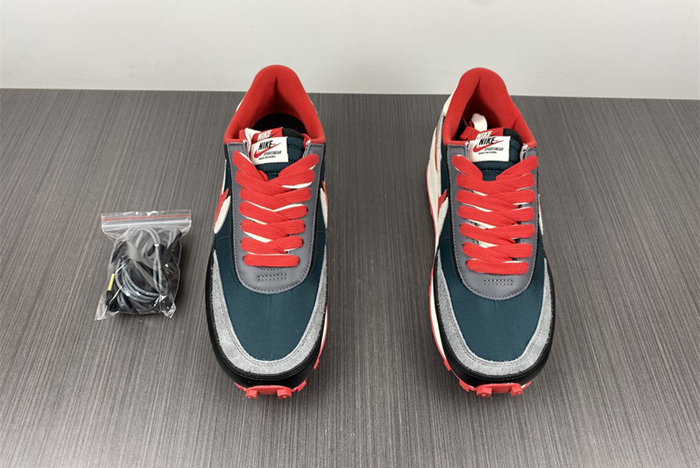 Undercover x Sacai x Nk LDWaffle 2.0