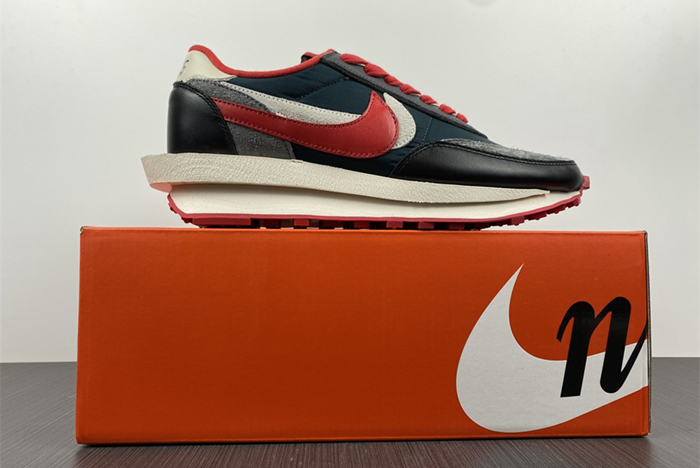 Undercover x Sacai x Nk LDWaffle 2.0