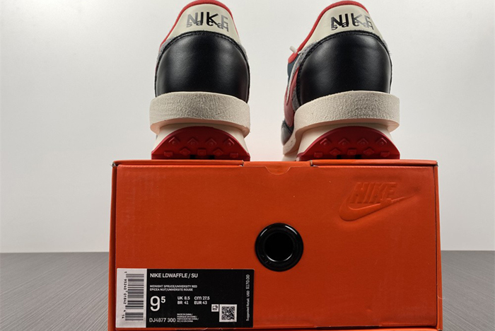 Undercover x Sacai x Nk LDWaffle 2.0