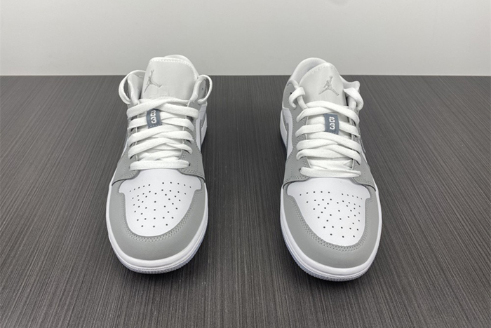 AIR JORDAN 1 LOW  DC0774-105