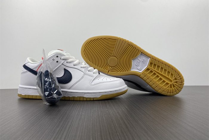 NIKE SB DUNK LOW CZ2249-100