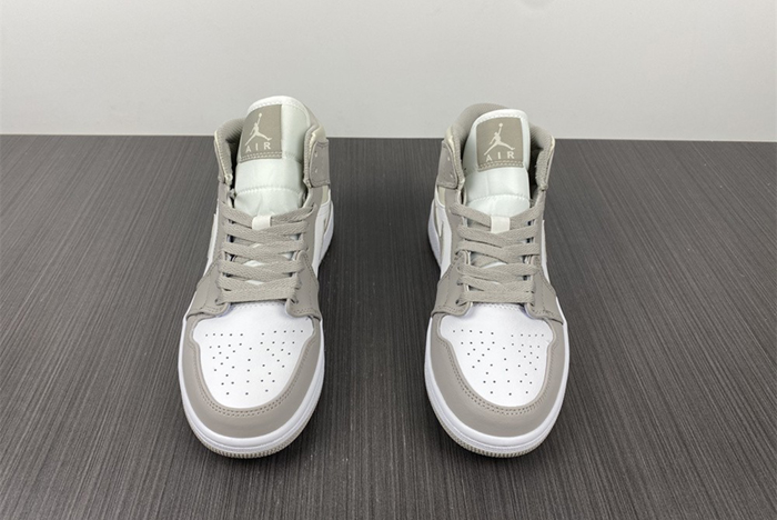Air Jordan 1 Mid AJ1  554724-082