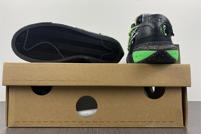 Nike Blazer Low x Off-White "Black / Green"