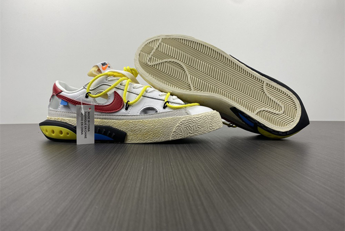 Off-White x Nike Blazer Low  DH7863-100