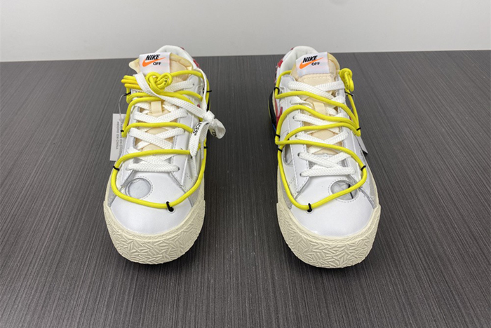 Off-White x Nike Blazer Low  DH7863-100
