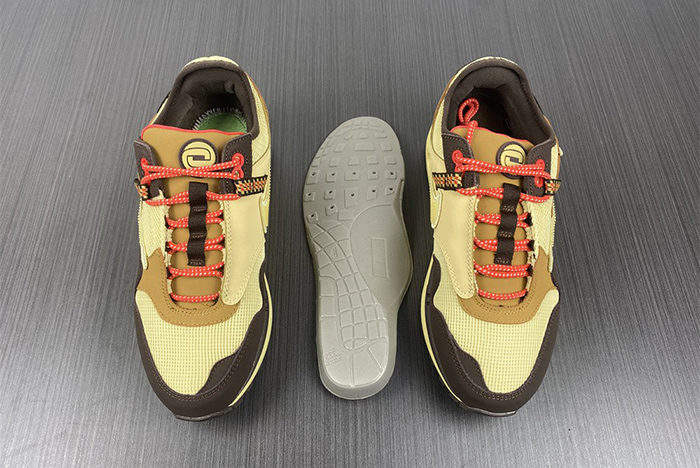 Travis Scott x MAX1 do9392-200