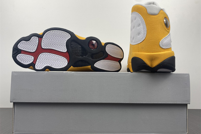 Air Jordan 13 “Del Sol”