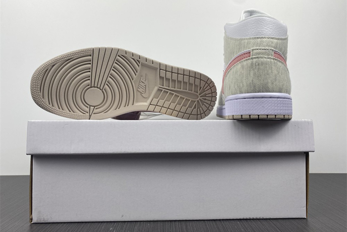 Air Jordan 1 Mid SE Light Iron Ore