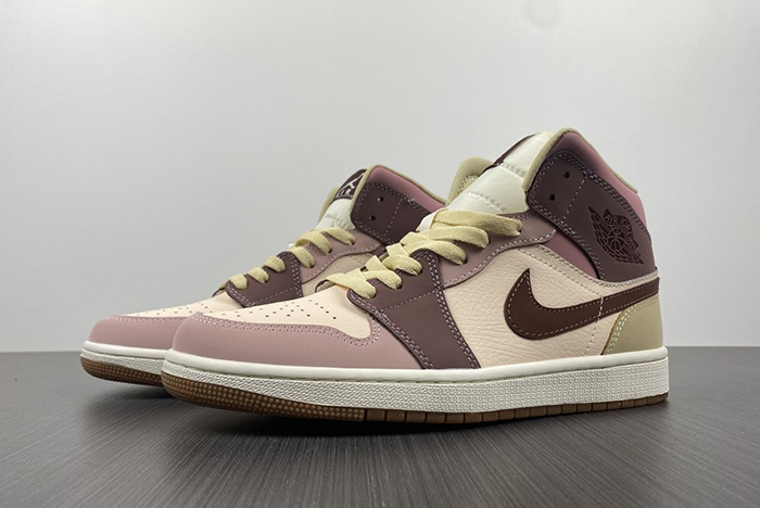 Nike Air Jordan 1 Mid AJ1