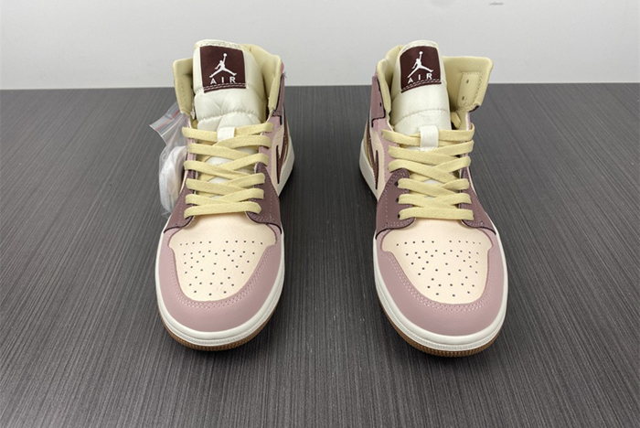 Nike Air Jordan 1 Mid AJ1