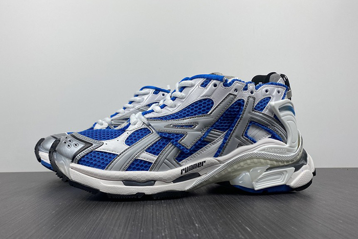 7.0 Ba*len*cia*ga -runner