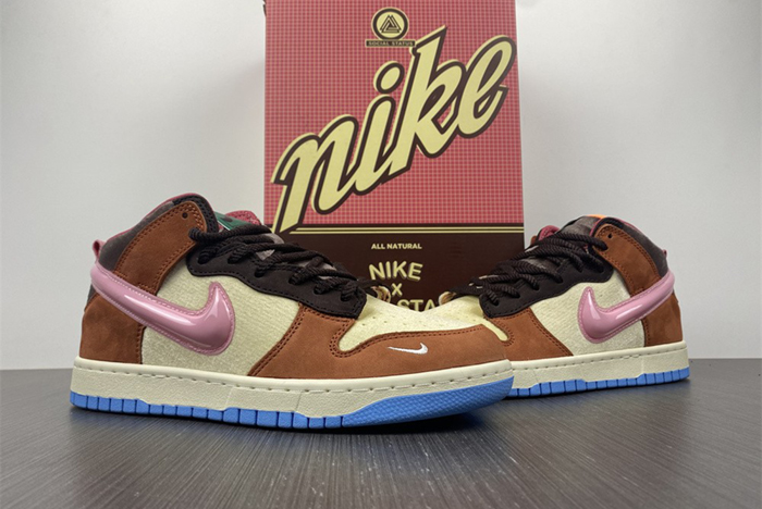 Social Status x Nk SB Dunk Mid