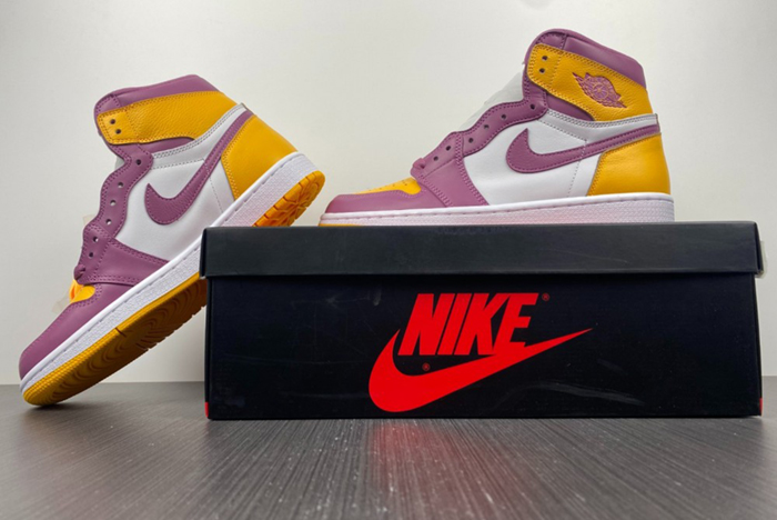 Air Jordan 1 High OG “Brotherhood”