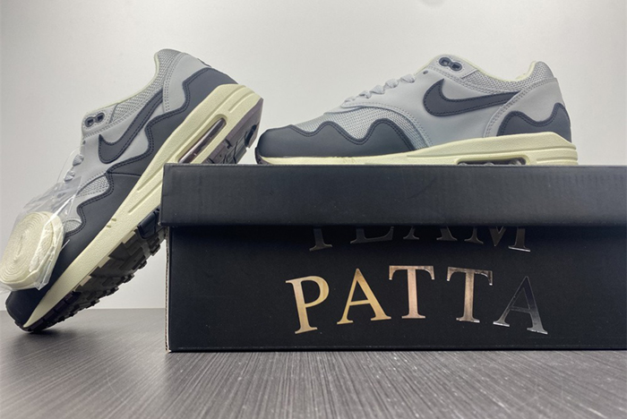 Patta x Nike Air Max 1  DH1348-002