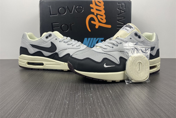Patta x Nike Air Max 1  DH1348-002