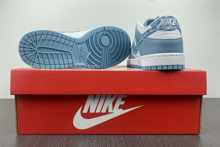Nike Dunk Low “Blue Paisley DH4401-101