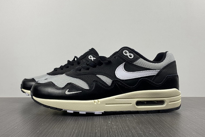 Nike Air Max 1 Patta Waves Black