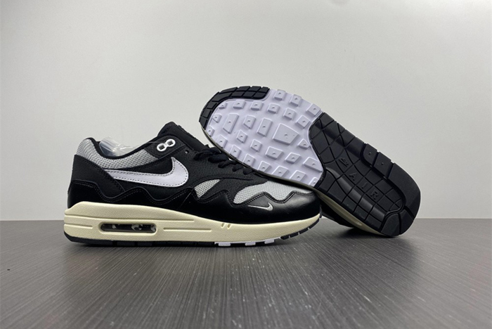 Nike Air Max 1 Patta Waves Black