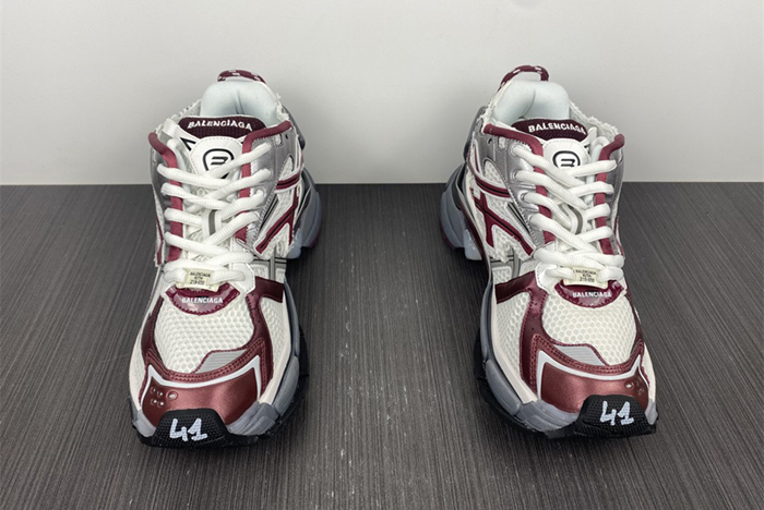 Ba*len*cia*ga -runner 9069