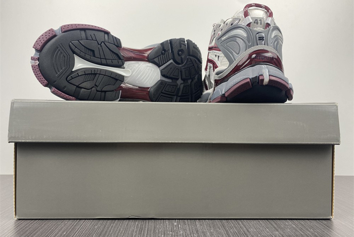 Ba*len*cia*ga -runner 9069