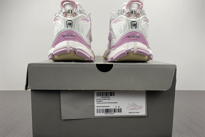 Ba*len*cia*ga -runner  9059