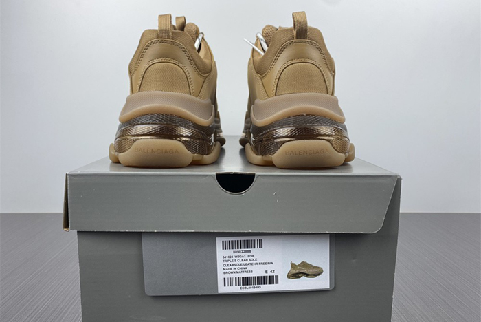 Ba*len*cia*ga triple s black sneaker  2706