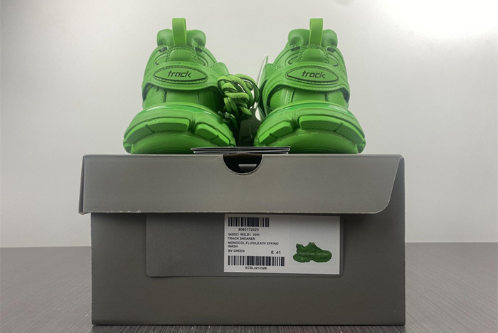 Ba*len*cia*ga 542023 w2lb1 3051