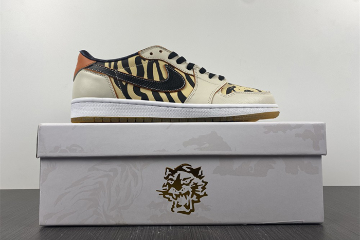 Air Jordan AJ1 Low OG  DH6932-100