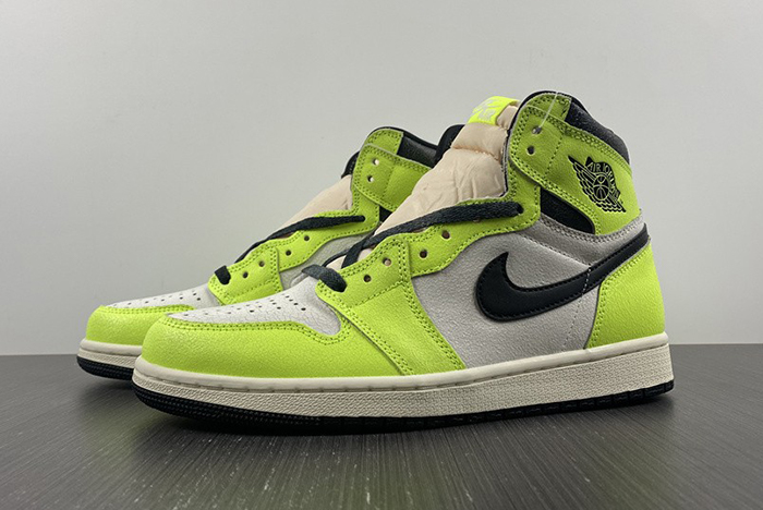 Air Jordan 1 Retro High OG 555088-702