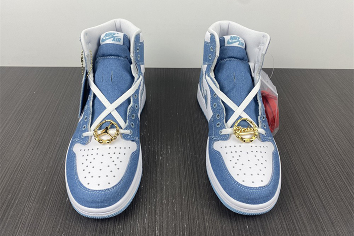 Air Jordan 1 High OG WMNS “Denim”