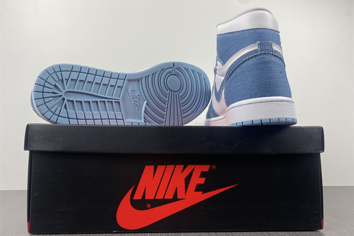 Air Jordan 1 High OG WMNS “Denim”