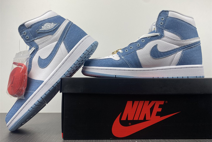 Air Jordan 1 High OG WMNS “Denim”