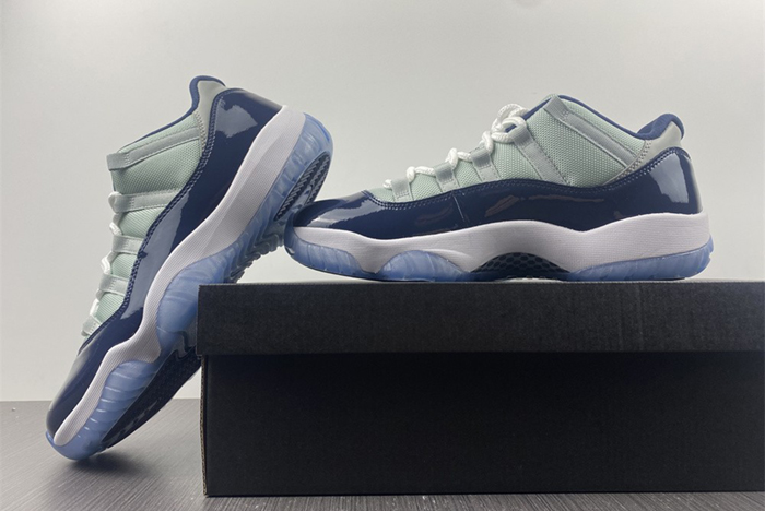 Air Jordan 11 Low AJ11  528895-007